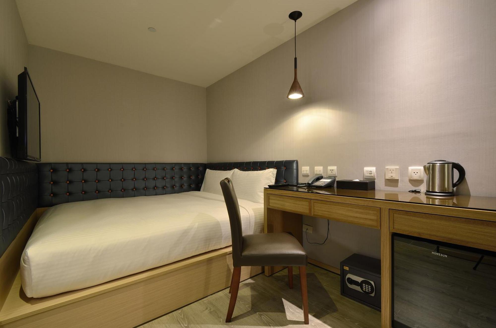 Stay Hotel - Taichung Yizhong Exteriér fotografie