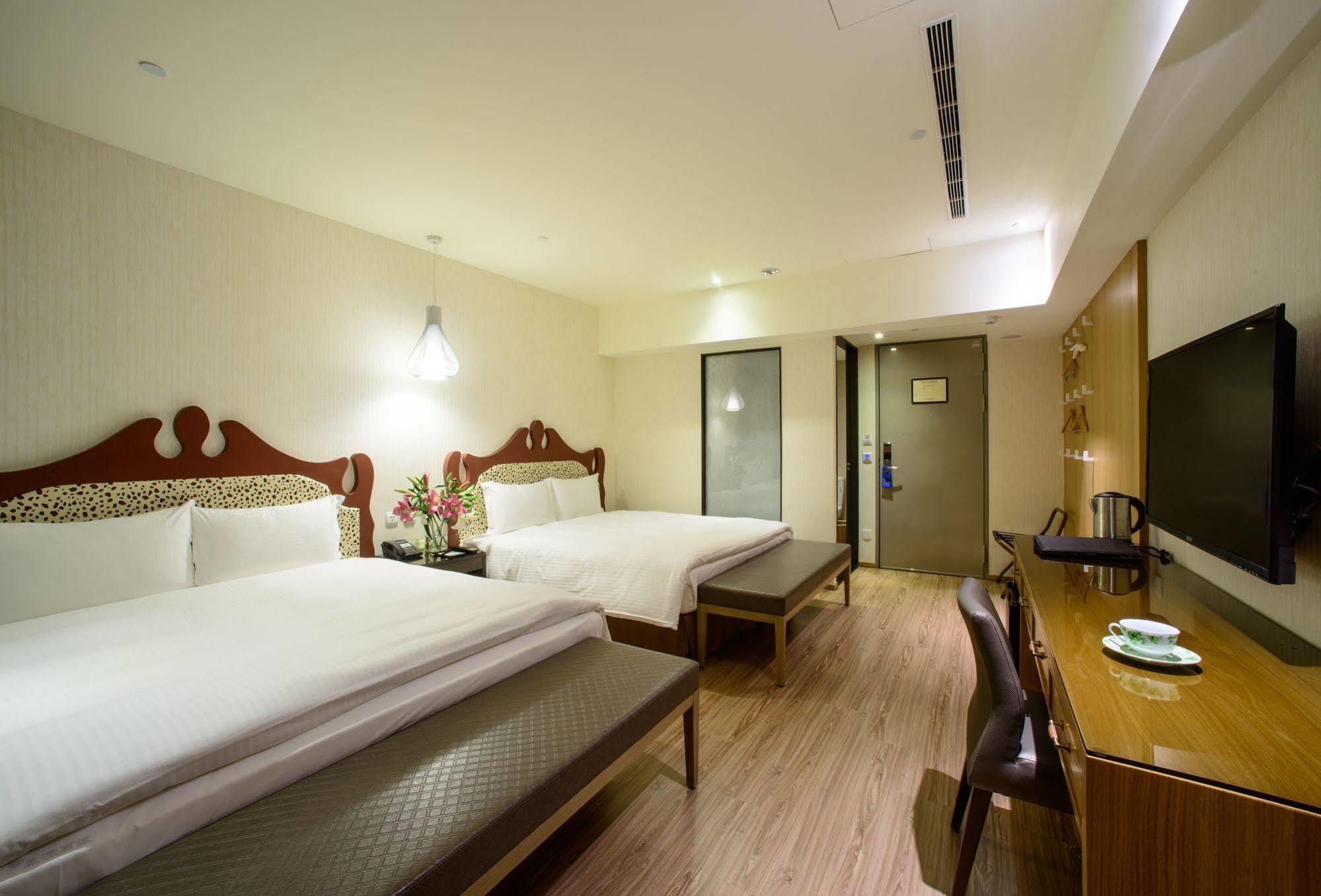 Stay Hotel - Taichung Yizhong Exteriér fotografie